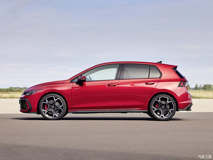 大众(进口) 高尔夫(进口) 2024款 GTI 大众(进口) 高尔夫(进口) 2024款 GTI