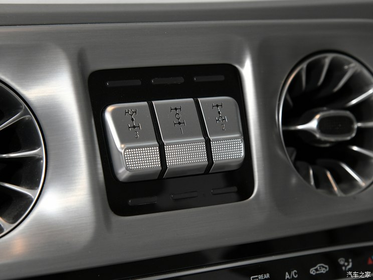 梅赛德斯-EQ 奔驰EQG 2023款 基本型 梅赛德斯-EQ 奔驰EQG 2023款 基本型