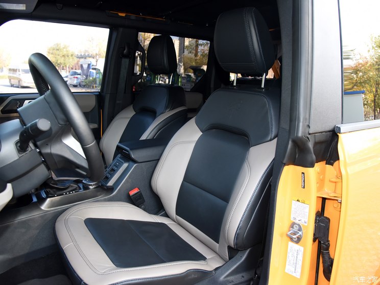 福特(进口) Bronco(进口) 2022款 四门版 2.7T Wildtrak 加拿大版 福特(进口) Bronco(进口) 2022款 四门版 2.7T Wildtrak 加拿大版