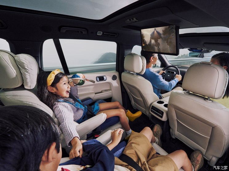 理想汽车 理想L8 2023款 Max 理想汽车 理想L8 2023款 Max