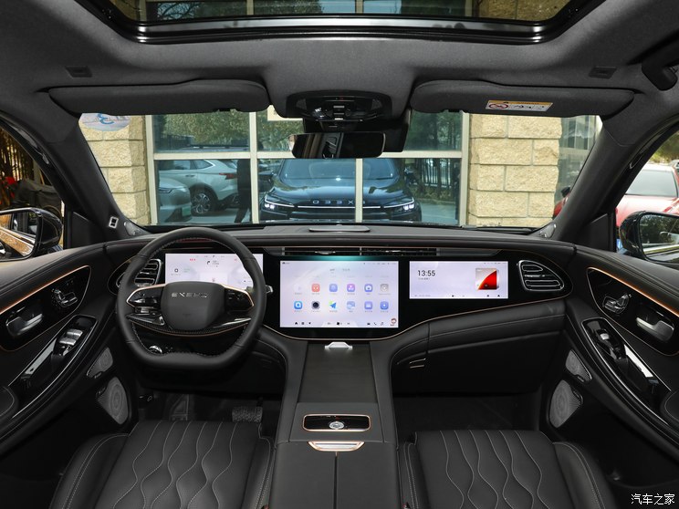 星途 星途揽月 2024款 国际版 400T 四驱星尊 6座 星途 星途揽月 2024款 国际版 400T 四驱星尊 6座