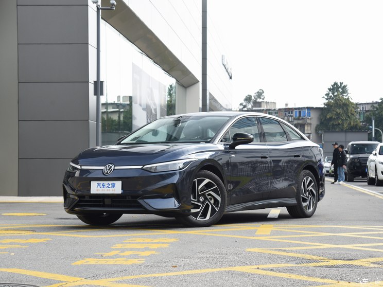 一汽-大众 大众ID.7 VIZZION 2024款 首发版 一汽-大众 大众ID.7 VIZZION 2024款 首发版