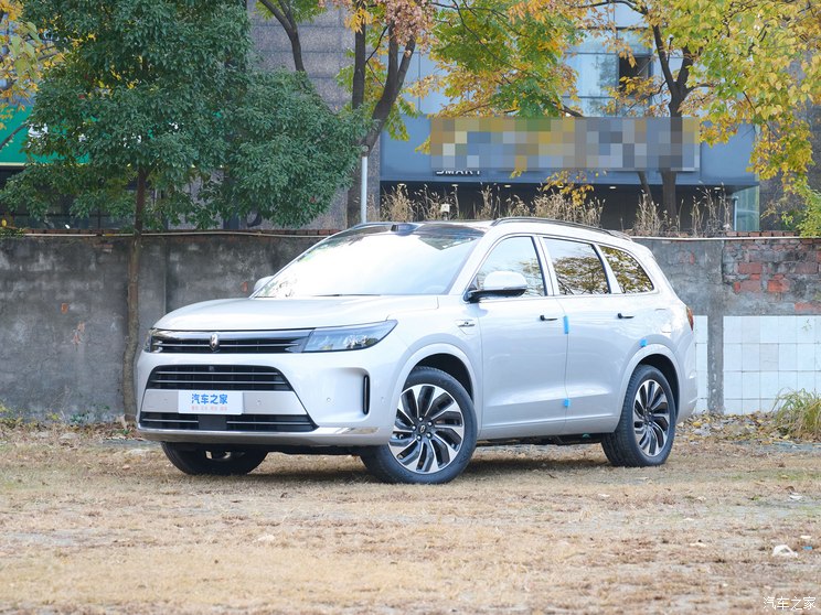 赛力斯汽车 问界M7 2024款 1.5T 智驾四驱Max版 6座 赛力斯汽车 问界M7 2024款 1.5T 智驾四驱Max版 6座