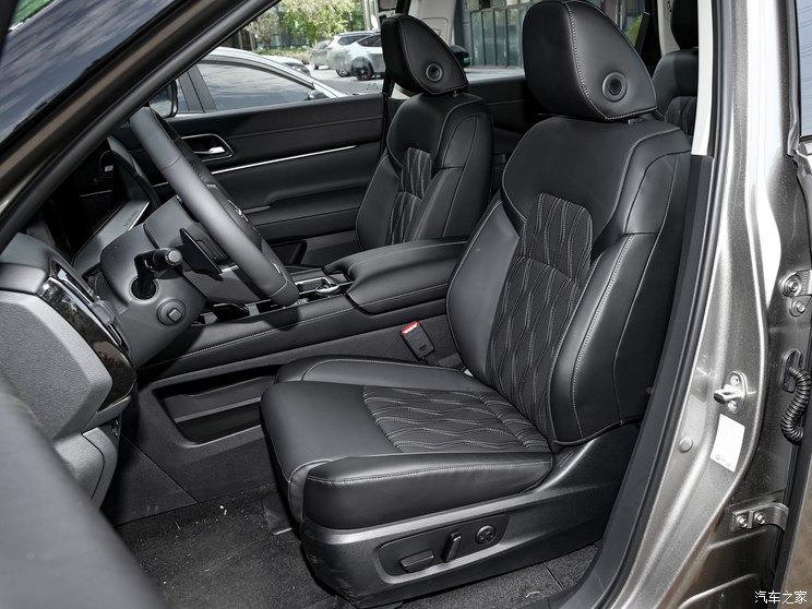 东风日产 探陆 2024款 四驱高配版 6座 东风日产 探陆 2024款 四驱高配版 6座