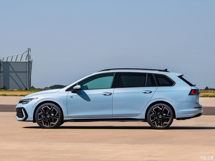 大众(进口) 高尔夫(进口) 2024款 旅行车 R-Line 大众(进口) 高尔夫(进口) 2024款 旅行车 R-Line