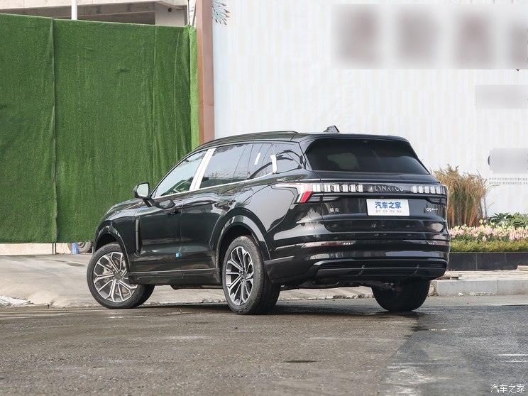 领克 领克09新能源 2024款 2.0TD EM-P HALO 六座 领克 领克09新能源 2024款 2.0TD EM-P HALO 六座