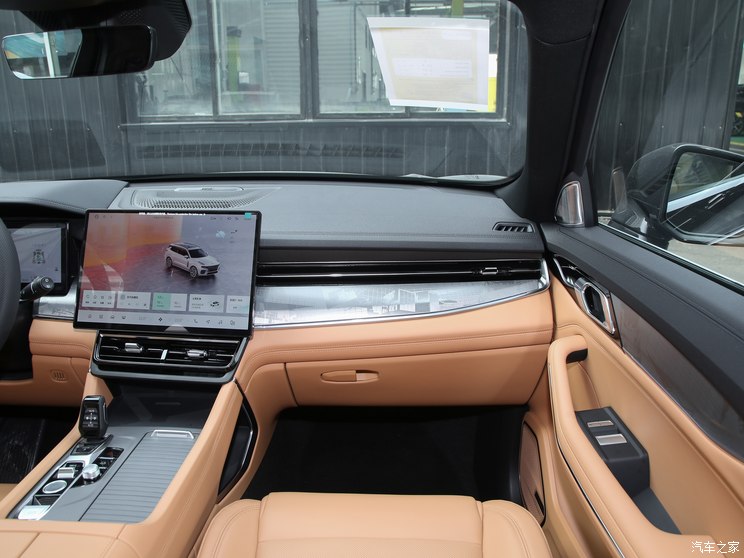 领克 领克09新能源 2024款 2.0TD EM-P HALO 六座 领克 领克09新能源 2024款 2.0TD EM-P HALO 六座