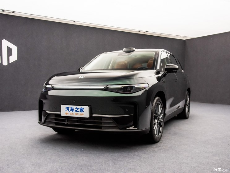 零跑汽车 零跑C10 2024款 纯电 基本型 零跑汽车 零跑C10 2024款 纯电 基本型