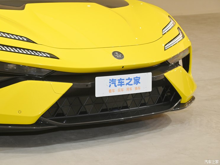 路特斯 路特斯EMEYA 2023款 R+ 路特斯 路特斯EMEYA 2023款 R+