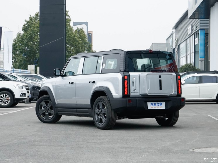 奇瑞新能源 奇瑞iCAR 03 2024款 401km 两驱标准进阶版 奇瑞新能源 奇瑞iCAR 03 2024款 401km 两驱标准进阶版