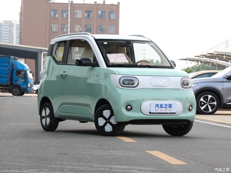 上汽通用五菱 宏光MINIEV 2024款 马卡龙 215km 上汽通用五菱 宏光MINIEV 2024款 马卡龙 215km