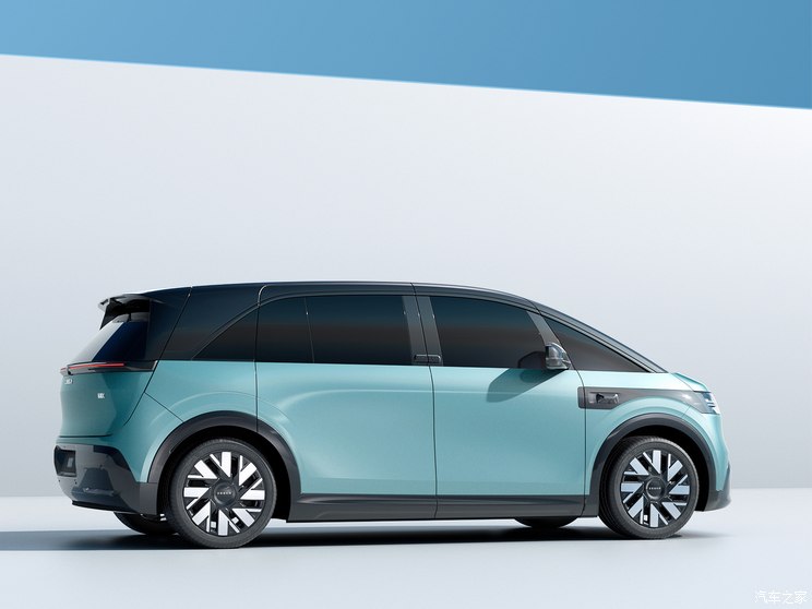 极氪 极氪MIX 2024款 三元锂 高配版 极氪 极氪MIX 2024款 三元锂 高配版