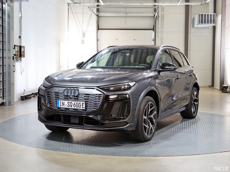 奥迪(进口) 奥迪SQ6 e-tron 2024款 基本型 奥迪(进口) 奥迪SQ6 e-tron 2024款 基本型