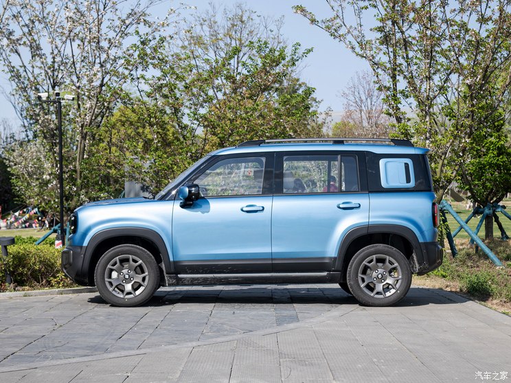 上汽通用五菱 宝骏悦也Plus 2024款 基本型 上汽通用五菱 宝骏悦也Plus 2024款 基本型