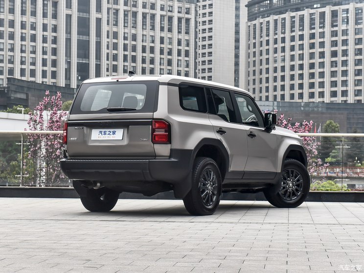 一汽丰田 普拉多 2024款 2.4T UN版 5座 一汽丰田 普拉多 2024款 2.4T UN版 5座