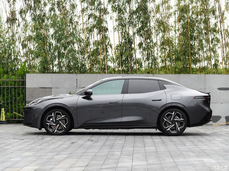 领克 领克07 2024款 EM-P 试装车 领克 领克07 2024款 EM-P 试装车