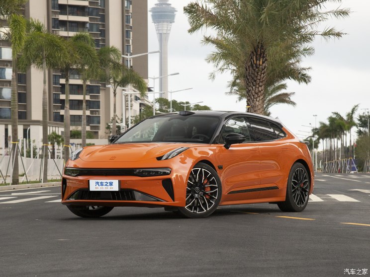 极氪 极氪001 2024款 三元锂 双电机 极氪 极氪001 2024款 三元锂 双电机