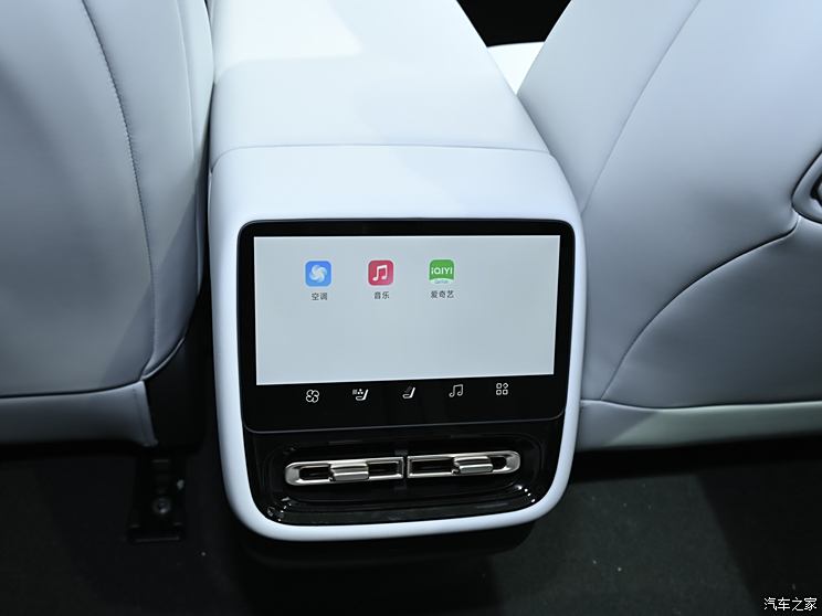 小鹏汽车 小鹏P7+ 2024款 230kw 小鹏汽车 小鹏P7+ 2024款 230kw