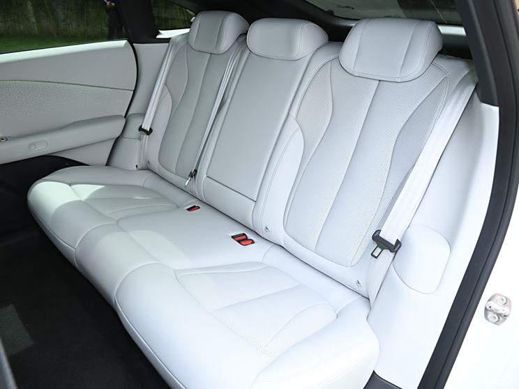 小鹏汽车 小鹏P7+ 2024款 230kw 小鹏汽车 小鹏P7+ 2024款 230kw