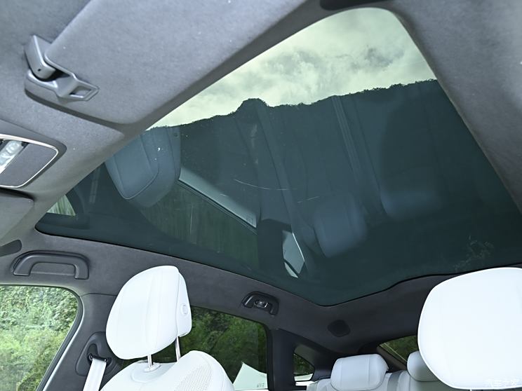 小鹏汽车 小鹏P7+ 2024款 230kw 小鹏汽车 小鹏P7+ 2024款 230kw