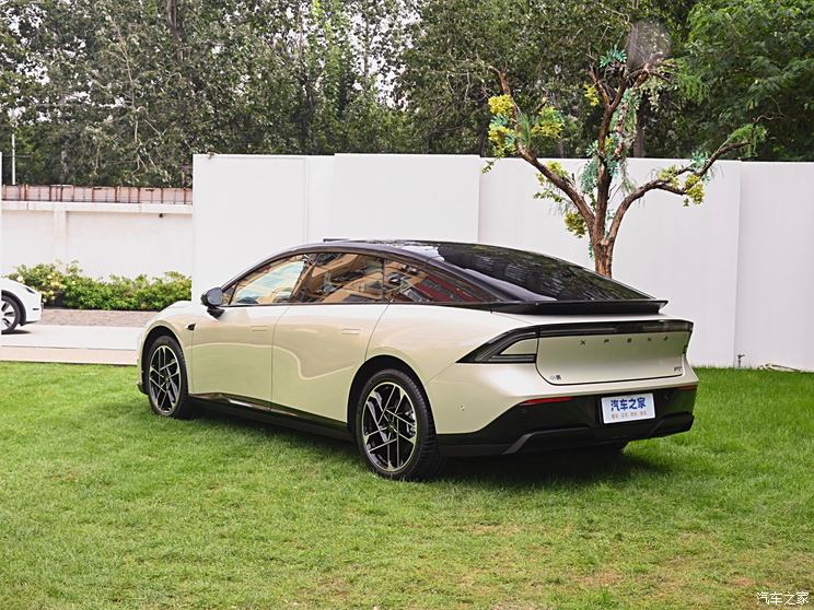 小鹏汽车 小鹏P7+ 2024款 230kw 小鹏汽车 小鹏P7+ 2024款 230kw