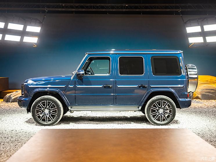奔驰(进口) 奔驰G级 2025款 G 500 奔驰(进口) 奔驰G级 2025款 G 500